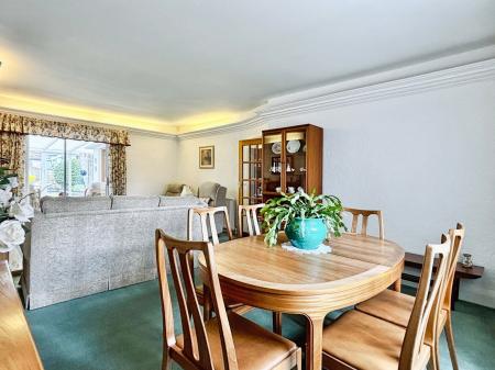 2 bedroom Semi-detached bungalow for sale in Debdon Gardens, Heaton, Newcastle upon Tyne, NE6