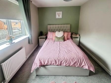 2 bedroom Terraced House for sale in Hensall Close, Newcastle upon Tyne, NE5
