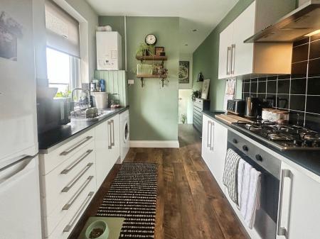 2 bedroom Flat for sale in Whickham View, Denton Burn, Newcastle upon Tyne, NE15
