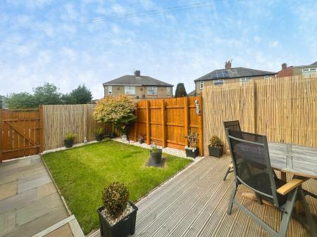 2 bedroom Flat for sale in Whickham View, Denton Burn, Newcastle upon Tyne, NE15