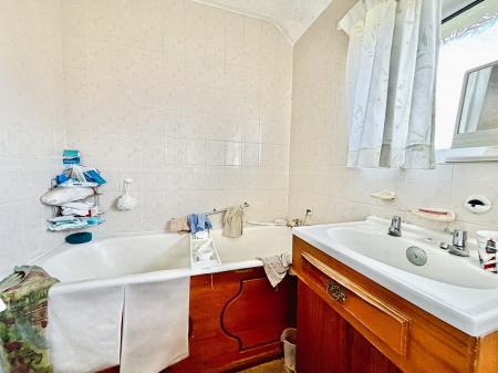 3 bedroom Terraced House for sale in West Farm Wynd, Longbenton, Newcastle upon Tyne, NE12