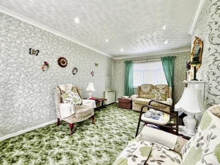 3 bedroom Terraced House for sale in West Farm Wynd, Longbenton, Newcastle upon Tyne, NE12
