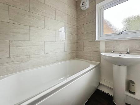 2 bedroom Terraced House for sale in Honister Close, Lemington, Newcastle upon Tyne, NE15