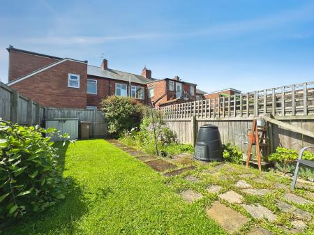 2 bedroom Flat for sale in Brookland Terrace, North Shields, North Shields, NE29