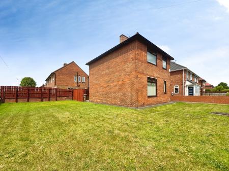 4 bedroom Semi-detached house for sale in Redesdale Road, North Shields, North Shields, NE29