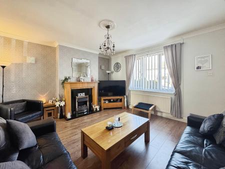 2 bedroom Terraced House for sale in The Quadrant, North Shields, North Shields, NE29