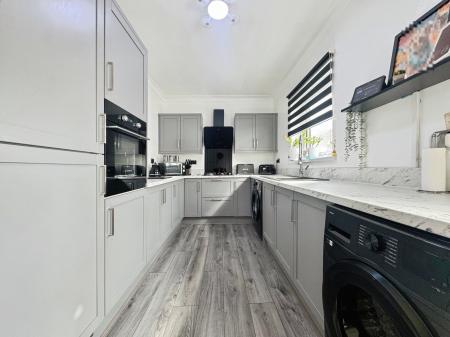 2 bedroom Terraced House for sale in The Quadrant, North Shields, North Shields, NE29