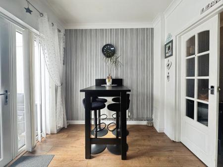 2 bedroom Terraced House for sale in The Quadrant, North Shields, North Shields, NE29