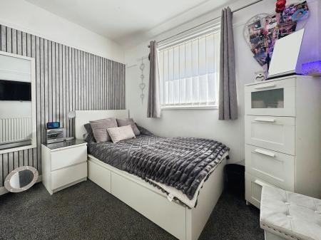 2 bedroom Terraced House for sale in The Quadrant, North Shields, North Shields, NE29