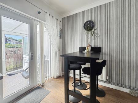 2 bedroom Terraced House for sale in The Quadrant, North Shields, North Shields, NE29