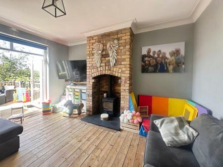 6 bedroom Terraced House for sale in Gretna Road, Denton Burn, Newcastle upon Tyne, NE15