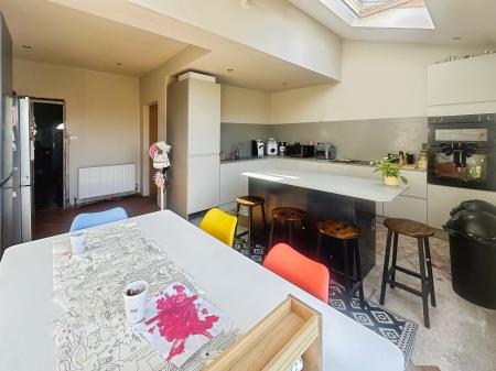 6 bedroom Terraced House for sale in Gretna Road, Denton Burn, Newcastle upon Tyne, NE15