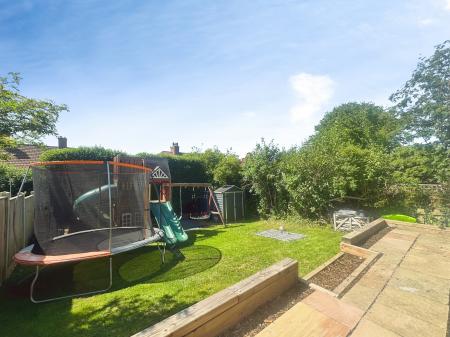 6 bedroom Terraced House for sale in Gretna Road, Denton Burn, Newcastle upon Tyne, NE15