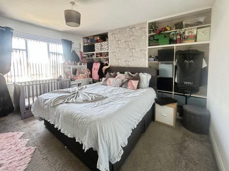 6 bedroom Terraced House for sale in Gretna Road, Denton Burn, Newcastle upon Tyne, NE15