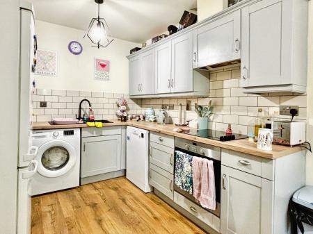 2 bedroom Flat for sale in Williams Park, Benton, Newcastle upon Tyne, NE12
