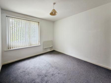 1 bedroom Flat for sale in St Keverne Square, Newcastle upon Tyne, NE5