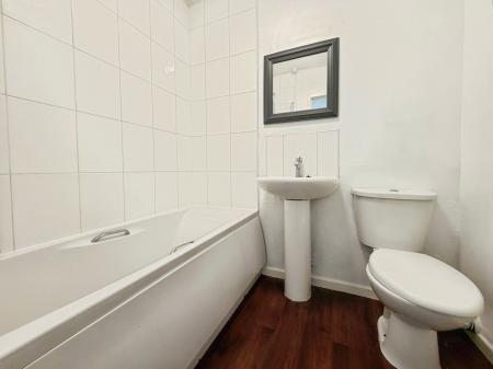 1 bedroom Flat for sale in St Keverne Square, Newcastle upon Tyne, NE5