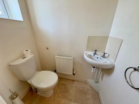 2 bedroom Terraced House to let in Strothers Road, High Spen, Rowlands Gill, NE39