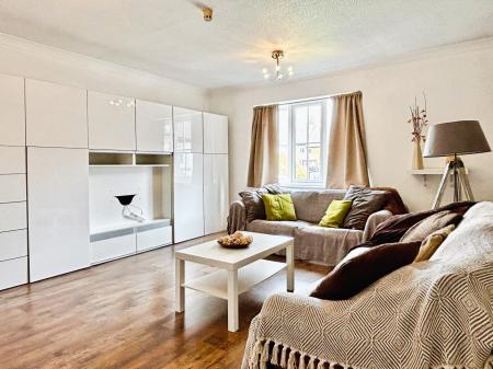 1 bedroom Flat for sale in Rowes Mews, St Peters Basin, Newcastle upon Tyne, NE6