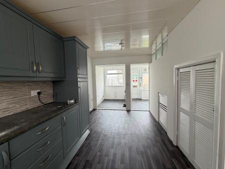 3 bedroom End of terrace house to let in Caxton Walk, South Shields, NE34