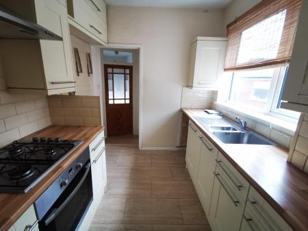 3 bedroom Flat to let in Washington Terrace, North Shields, NE30