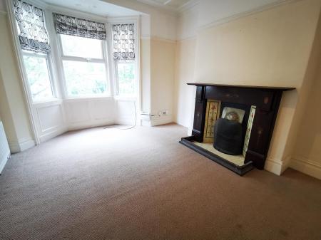 3 bedroom Flat to let in Washington Terrace, North Shields, NE30