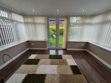 3 bedroom Bungalow to let in Moss Close, Newcastle upon Tyne, NE15