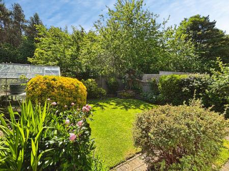 3 bedroom Semi-detached house for sale in Meadway, Forest Hall, Newcastle upon Tyne, NE12