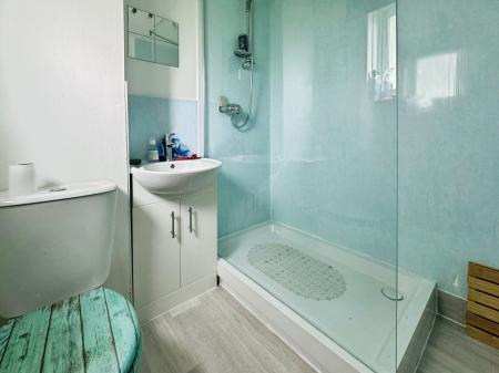 2 bedroom Flat for sale in Kenton Road, North Shields, North Shields, NE29