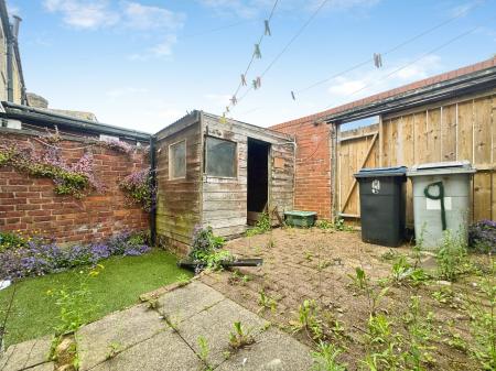 2 bedroom Terraced House for sale in Cleadon Street, Consett, Consett, DH8