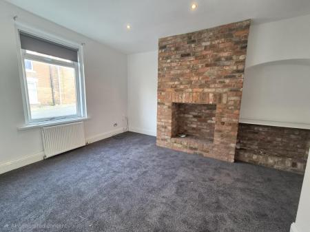 2 bedroom Flat to let in Ruby Street, Houghton Le Spring, DH4