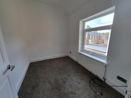 2 bedroom Flat to let in Ruby Street, Houghton Le Spring, DH4