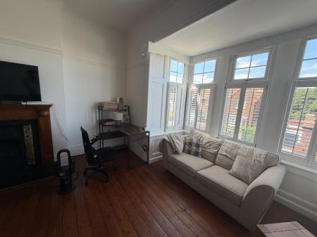 3 bedroom Flat to let in Maureen Terrace, Seaham, SR7