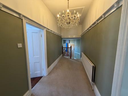3 bedroom Flat to let in Maureen Terrace, Seaham, SR7