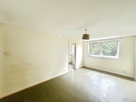 1 bedroom Flat for sale in Chesters Court, Longbenton, Newcastle upon Tyne, NE12