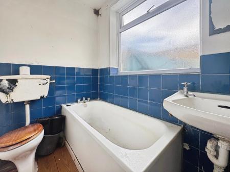 2 bedroom Flat for sale in Bamborough Terrace, North Shields, North Shields, NE30