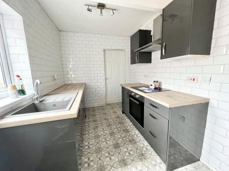 2 bedroom Flat to let in Northumberland Street, Wallsend, NE28