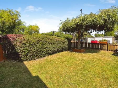 4 bedroom Detached house for sale in Vicars Lane, Newcastle upon Tyne, NE7