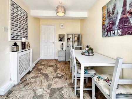 4 bedroom Detached house for sale in Vicars Lane, Newcastle upon Tyne, NE7