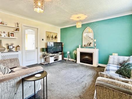 4 bedroom Detached house for sale in Vicars Lane, Newcastle upon Tyne, NE7