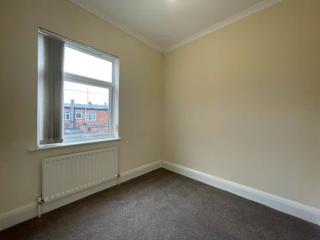 2 bedroom Flat to let in Richmond Road, South Shields, NE34