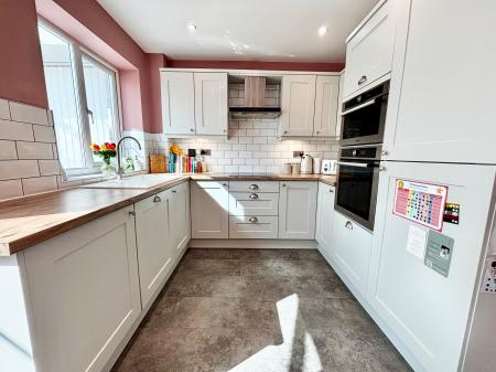 3 bedroom End of terrace house for sale in Bewick Park, Wallsend, Newcastle upon Tyne, NE28