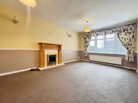 2 bedroom Bungalow for sale in Aldeburgh Avenue, Lemington Rise, Newcastle upon Tyne, NE15