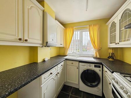 2 bedroom Bungalow for sale in Aldeburgh Avenue, Lemington Rise, Newcastle upon Tyne, NE15