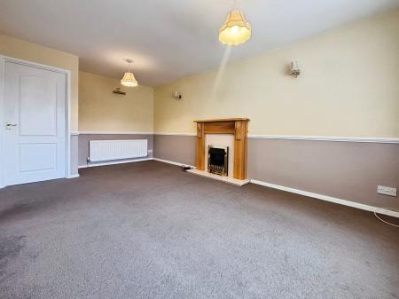 2 bedroom Bungalow for sale in Aldeburgh Avenue, Lemington Rise, Newcastle upon Tyne, NE15