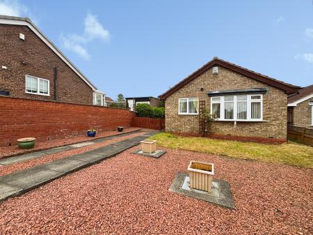 2 bedroom Bungalow for sale in Aldeburgh Avenue, Lemington Rise, Newcastle upon Tyne, NE15