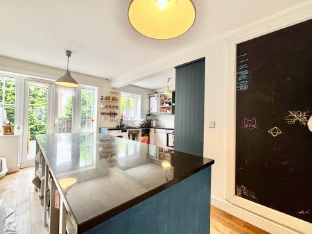 3 bedroom Town house for sale in Queensbury Gate, Longbenton, Newcastle upon Tyne, NE12