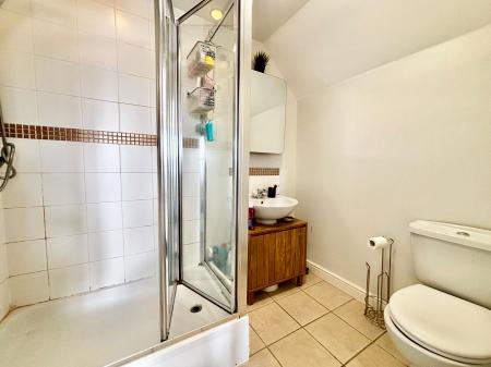 3 bedroom Town house for sale in Queensbury Gate, Longbenton, Newcastle upon Tyne, NE12