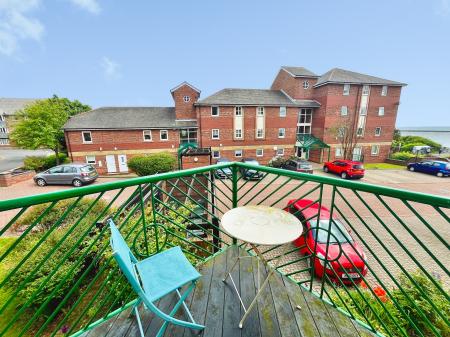 2 bedroom Flat for sale in Sovereign House Oxford Street, Tynemouth, NE30