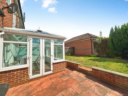 3 bedroom Town house for sale in Greyfriars Lane, Longbenton, Newcastle upon Tyne, NE12